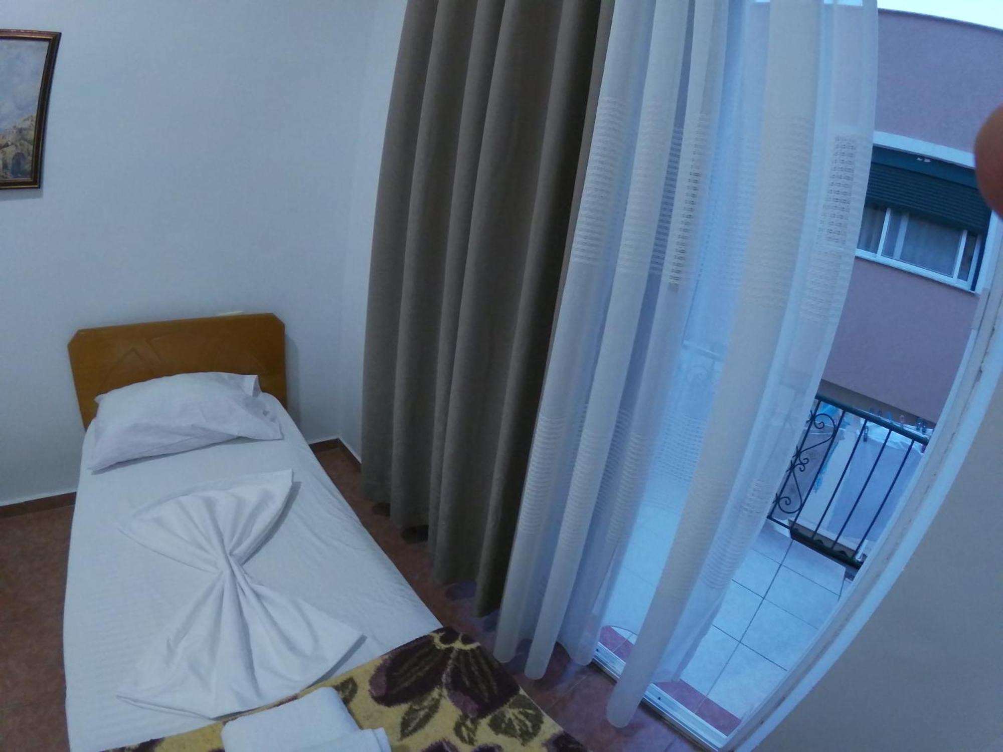 Casa Mia Economy Condos Sarandë Buitenkant foto